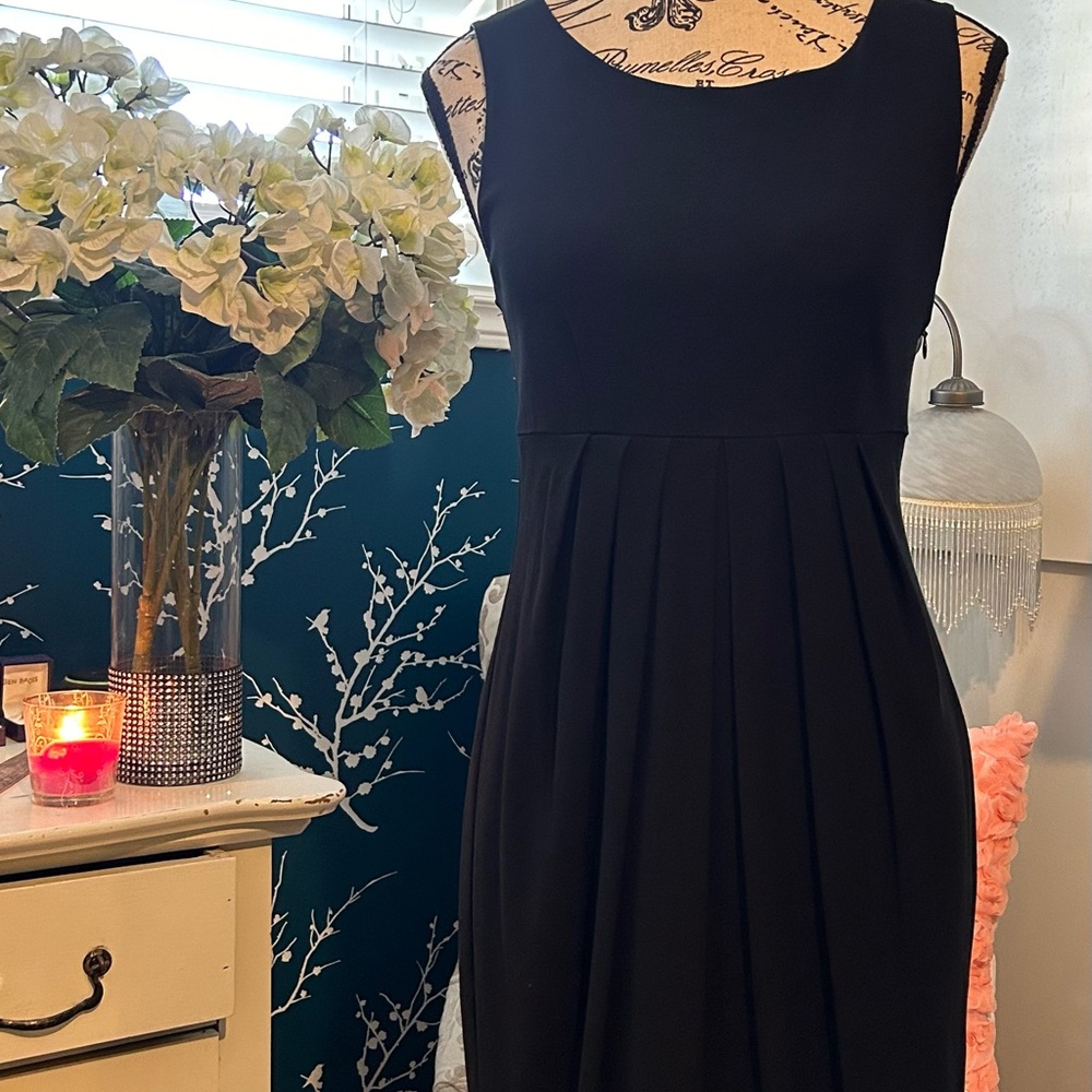 Sportmax Elegant Black Midi Dress